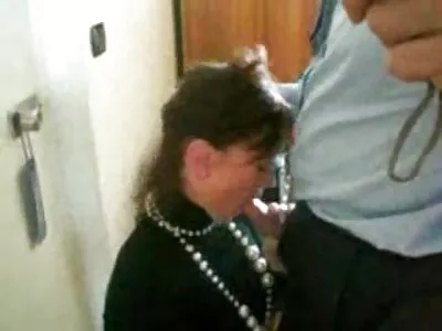 એક સ્લટ સેક્સ બીપી વીડીયા તેના કન્ટ માં fucked છે