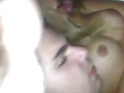 શાવરમાં વીડીયો બીપી ટોટી સાથે રમવું